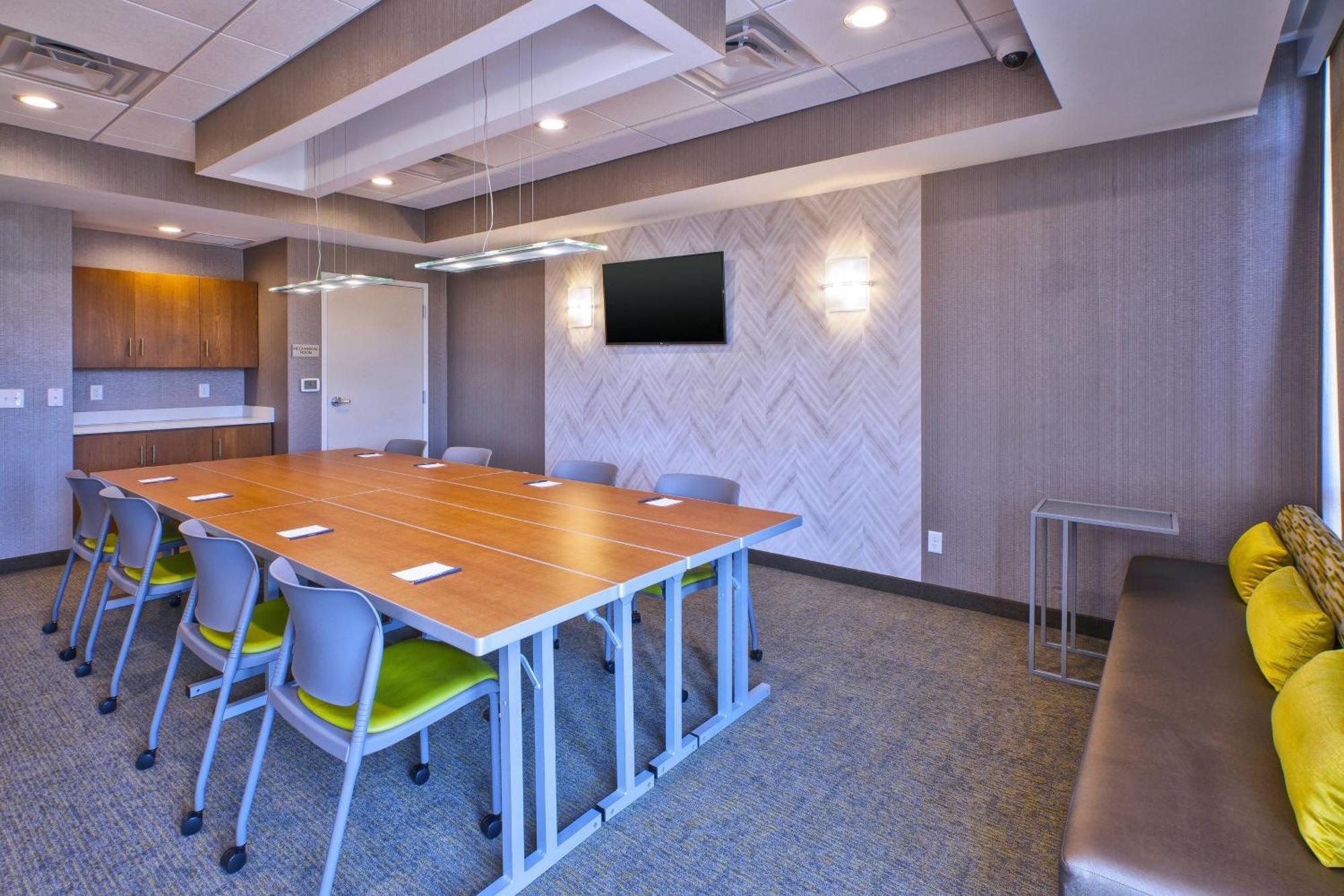 Springhill Suites By Marriott St. Joseph בנטון הרבור מראה חיצוני תמונה