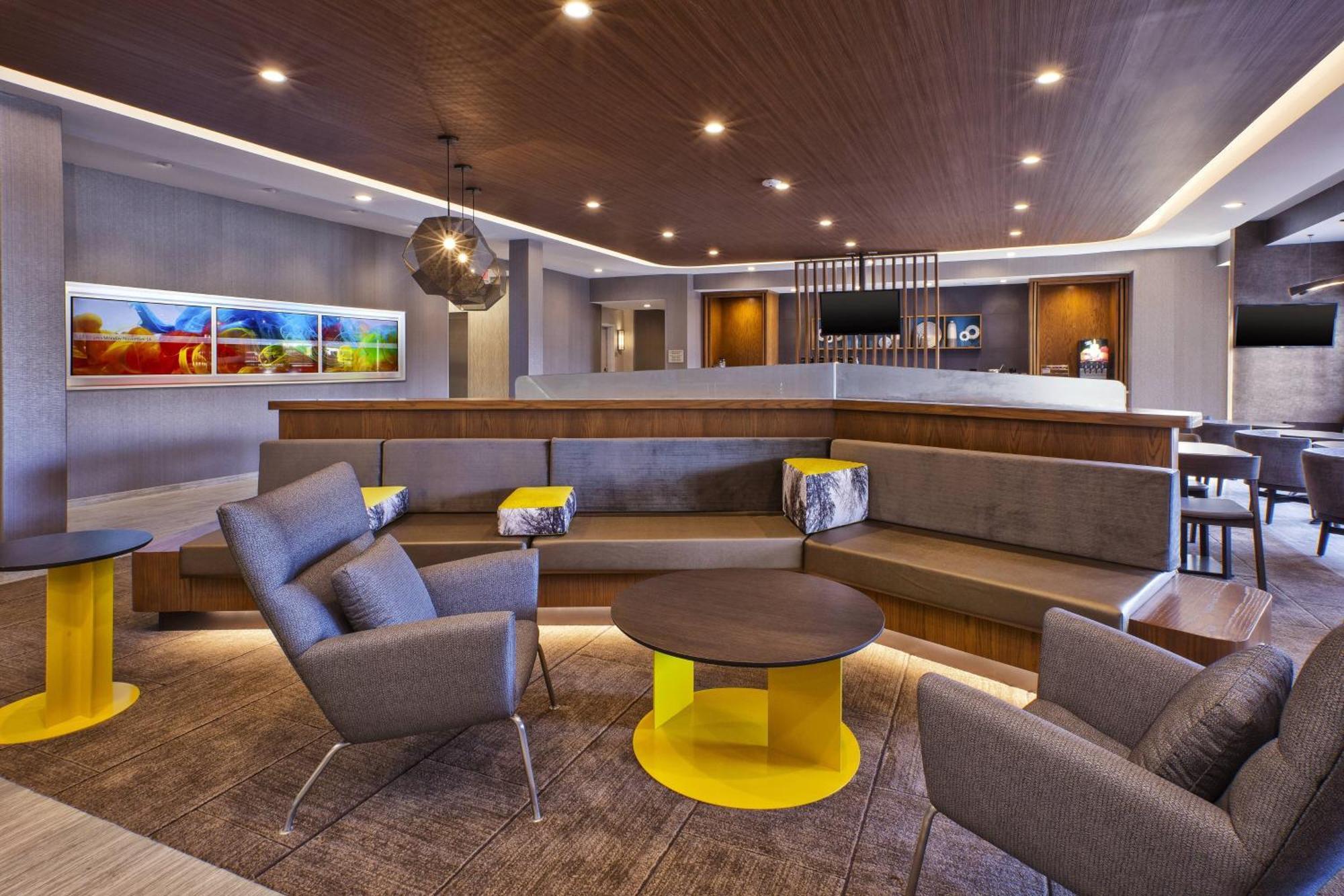 Springhill Suites By Marriott St. Joseph בנטון הרבור מראה חיצוני תמונה