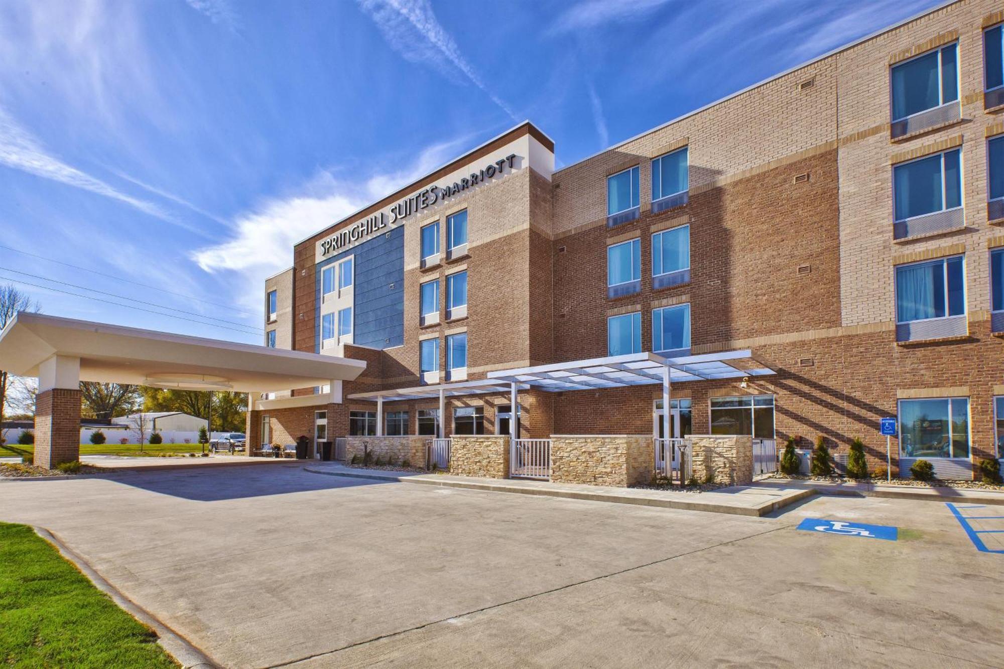 Springhill Suites By Marriott St. Joseph בנטון הרבור מראה חיצוני תמונה